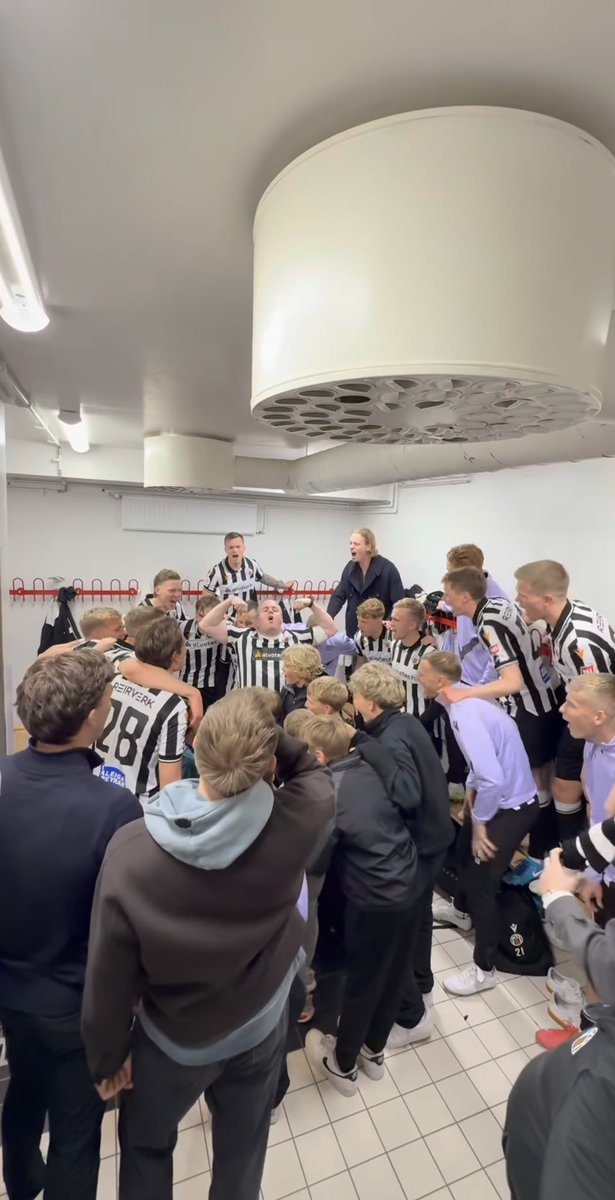 Guðmundur Sigurðsson tweet media