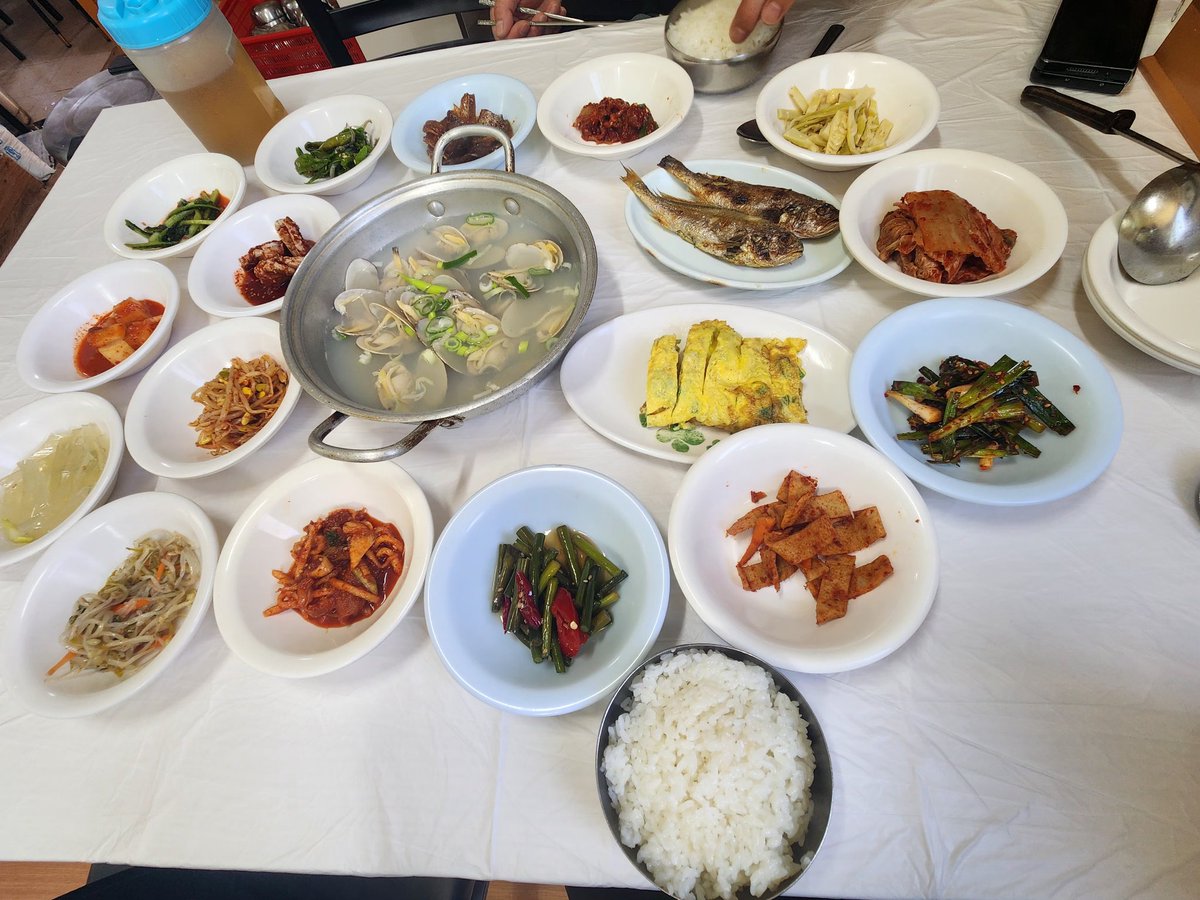 everything09876's tweet photo. 주말 데이트ㅎ https://t.co/AL3cJPD5xl