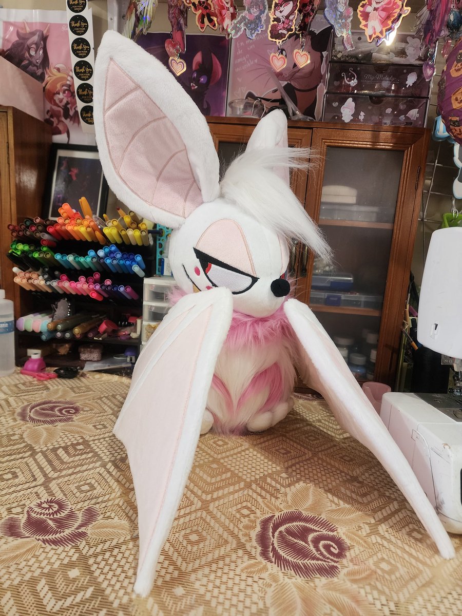 🌸Nero Fledermaus 🌸 (@nerofledermaus) on Twitter photo 🕷🦇Batgel is done :3, soon <a href="/KamiTori_desing/">🌸KamiTori🌸</a> will make the pictures for all the bats :3
#HazbinHotelFanart #HazbinHotelAngel #hazbinhotel #bats #plushies #plush 🕷🦇Batgel is done :3, soon <a href="/KamiTori_desing/">🌸KamiTori🌸</a> will make the pictures for all the bats :3
#HazbinHotelFanart #HazbinHotelAngel #hazbinhotel #bats #plushies #plush