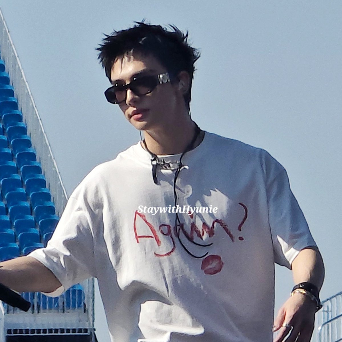 hyunjinpost's tweet image. today's soundcheck hyunjin!