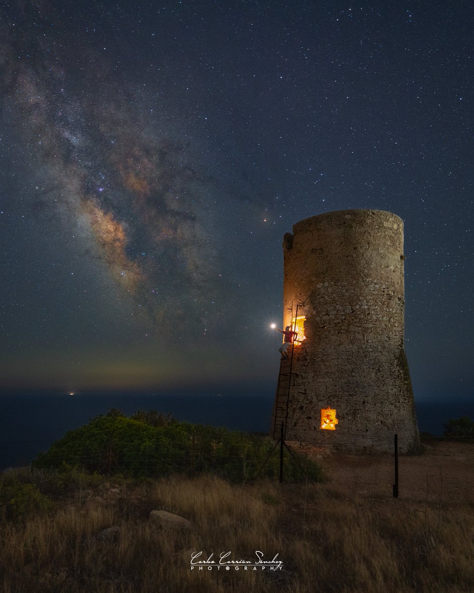 Bon dia! Torre de Cap Blanc.
#mallorca <a href="/VanguardPhotoES/">Vanguard España</a>
<a href="/visit_mallorca/">visitmallorca</a> <a href="/tiempobrasero/">Tutiempo</a>
<a href="/ThePhotoHour/">#ThePhotoHour</a> <a href="/SonyEspana/">Sony España</a> <a href="/MeteoBalears/">MeteoBalears</a>
<a href="/ThePhotoHour/">#ThePhotoHour</a> <a href="/El_Universo_Hoy/">El Universo Hoy 🧈</a>
<a href="/AstroAficion/">AstroAficion</a> <a href="/PlanetarioMad/">Planetario de Madrid</a>
<a href="/astrofotografia/">Jaime Díez 🌟</a> #cielosESA
<a href="/ThePhotoHour/">#ThePhotoHour</a> <a href="/UHmallorca/">Ultima Hora Mallorca</a> <a href="/diariomallorca/">Diario de Mallorca</a>
