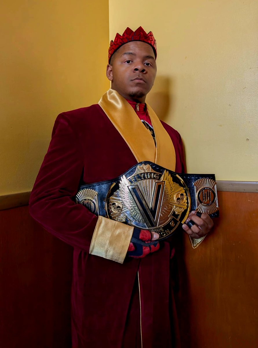 Montréal defense ✅️

And STILL your <a href="/FlyingVTheatre/">Flying V</a> FIGHTING Champion....

Montréal....You are welcome...

~KTYS👑🪓