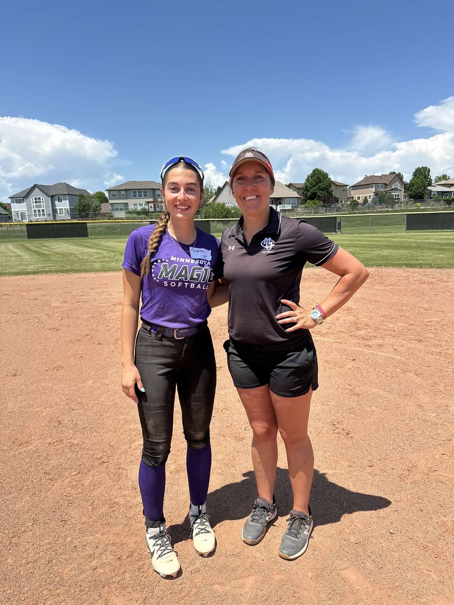 Thank you Coach Lovato and <a href="/Coach_G_CMU/">WillieHinojosa</a> for having us! We had a great time at the camp today! Looking forward to continue our week at the IDT!