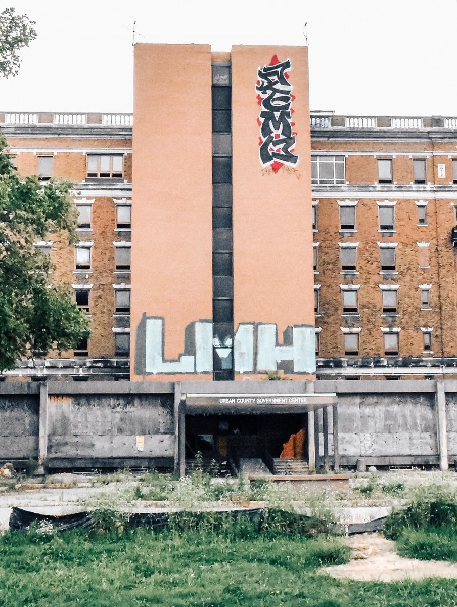 MCWellsPhoto's tweet image. Kentucky Baptist Hospital (Louisville, Kentucky)
2025 … and … 1965
#MichaelCWellsPhotography