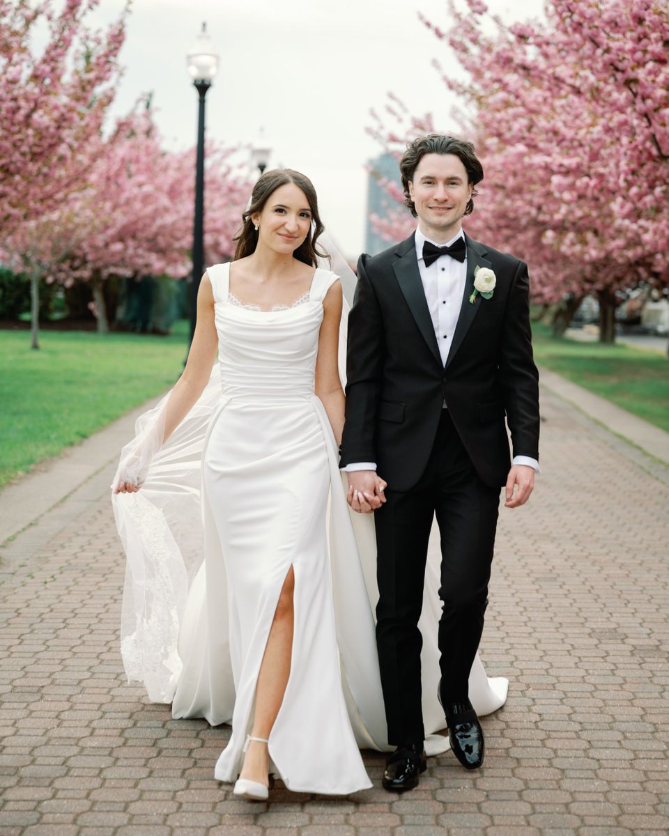 CastleCouture tweet media