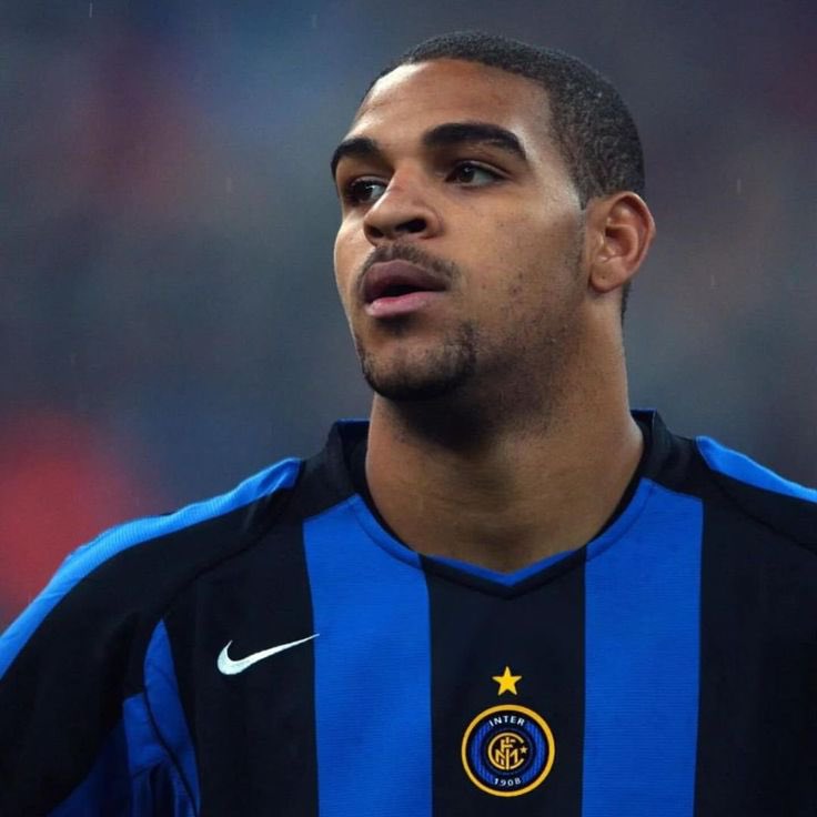 Se algum dia já houve algum debate entre Harry Kane e Adriano Imperador, em 2025 se encerrou.

Kane é outra pratelereira, bastante superior (e há muito tempo, inclusive).