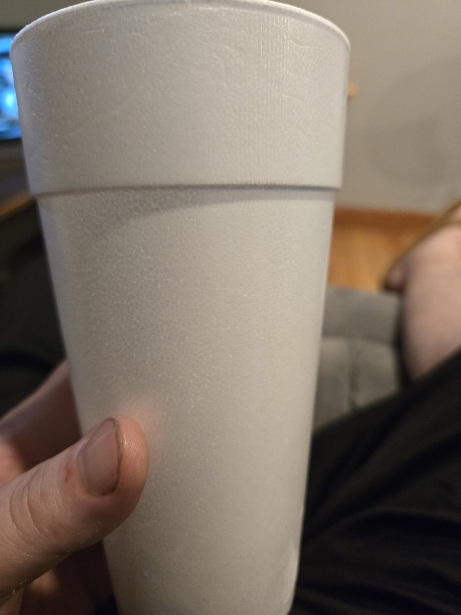 coffdiggs's tweet photo. PB&amp;J Frappe is an absolute game changer. Black raspberry ice cream, peanut butter sauce, and black raspberry sauce. https://t.co/7svUeJpUh3
