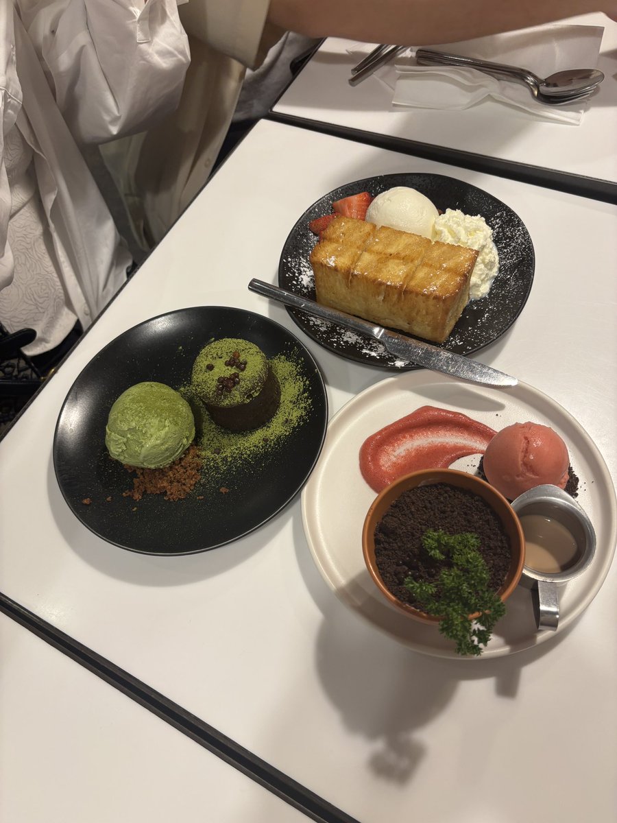 strbrybb's tweet image. foooooooood