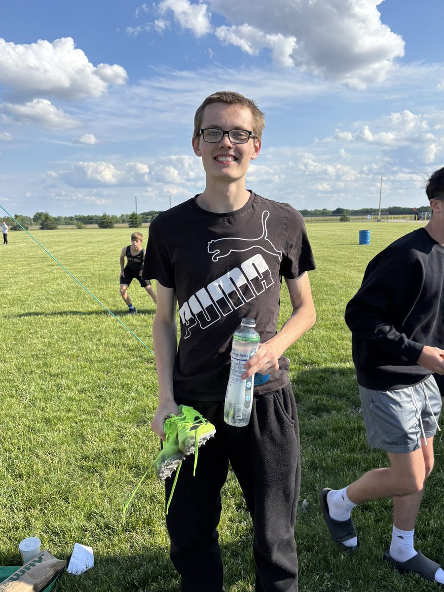 Congrats to Xander Swanson earning News Gazette All Area Honorable Mention!
⚡️⚡️⚡️🐄