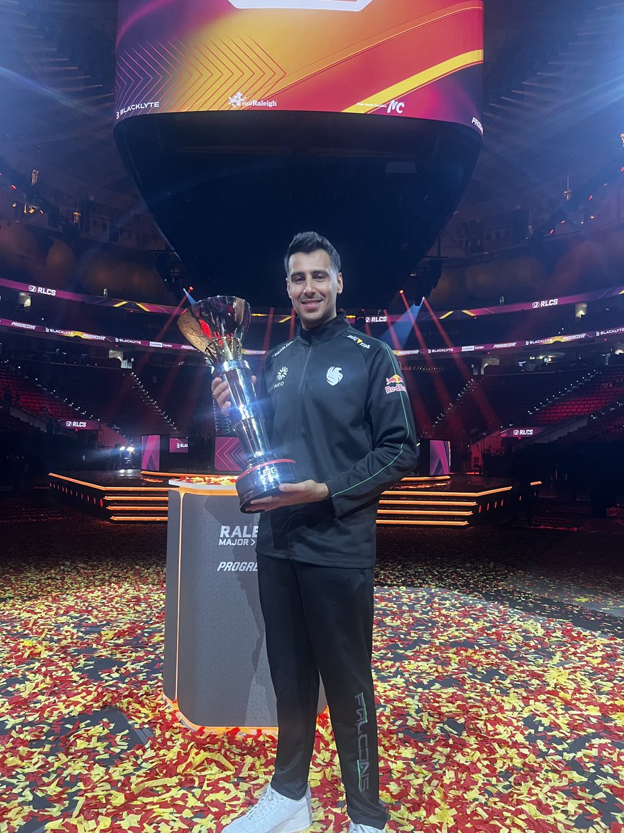 هذا من فضل ربي 

الحمدلله من قبل ومن بعد 💚

شكرا للاعبين والمدرب على كل جهودهم خصوصا آخر أسبوعين، فخور فيكم 💚