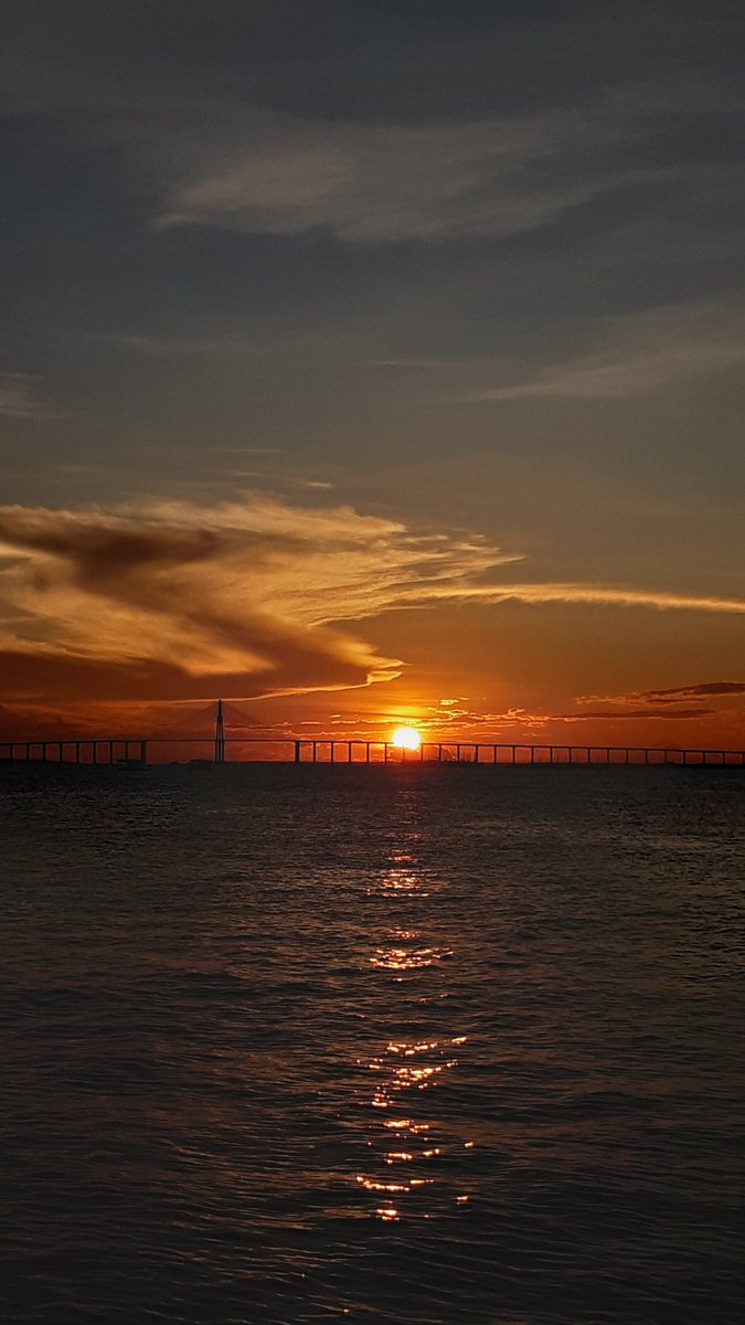 quiero sentirme bien tweet media