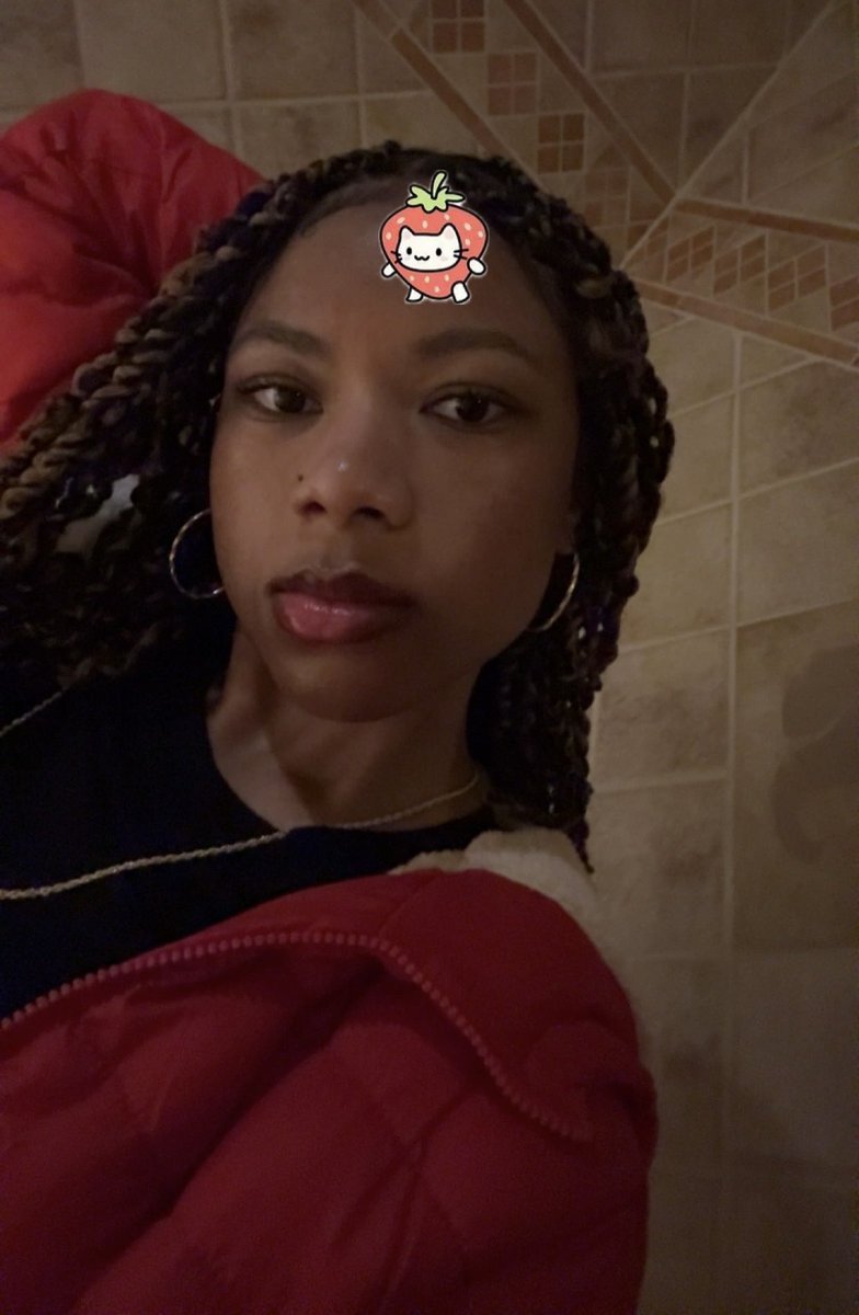 lani 𓂃 tweet media