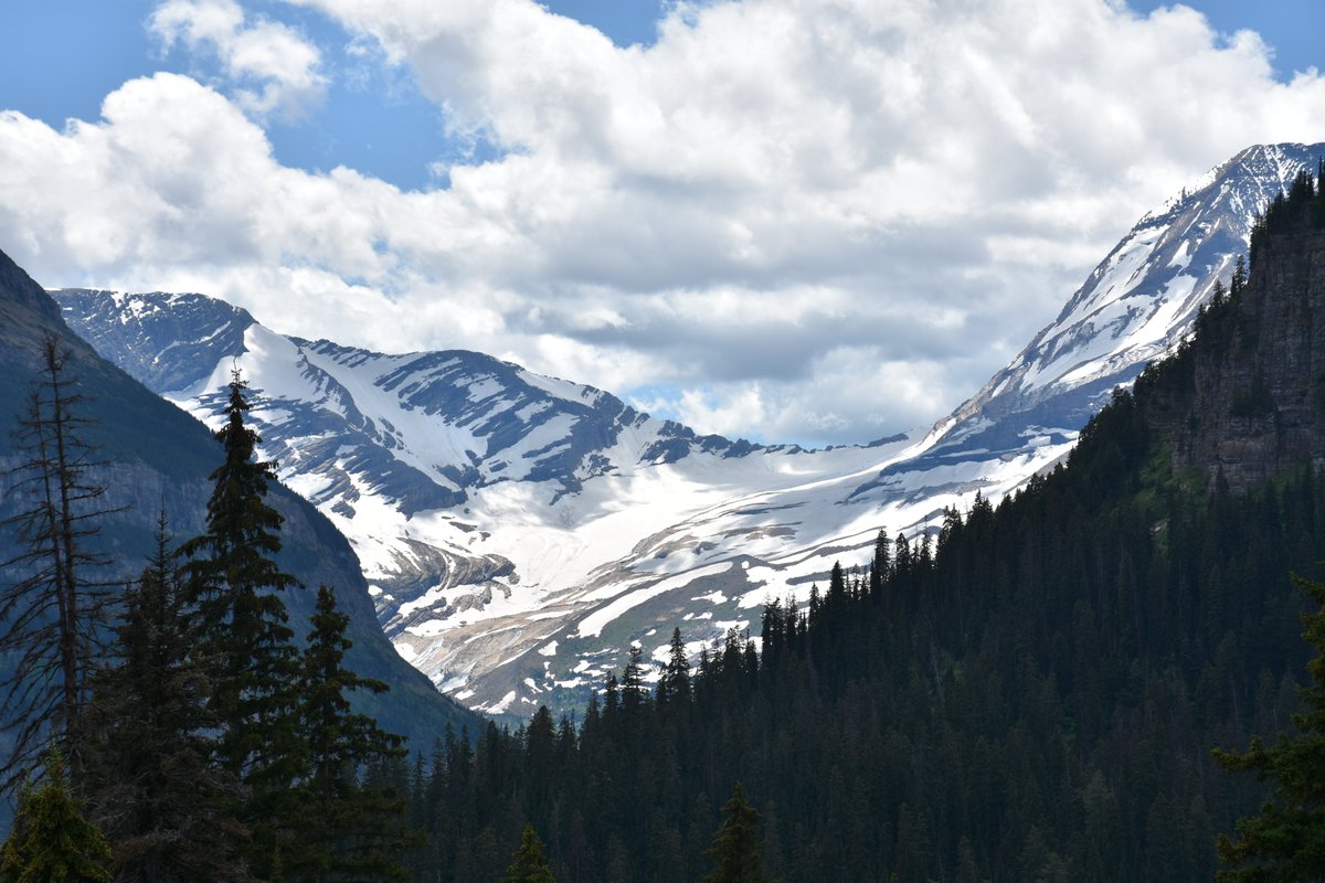 DrMBEdmunds's tweet image. Photo of a glacier from the Jackson Glacier Overlook in Glacier NP in Montana. Spectacular view. @DisruptEdToday @Principal_H @embracetruejoy @NPR @nationalparkexp
