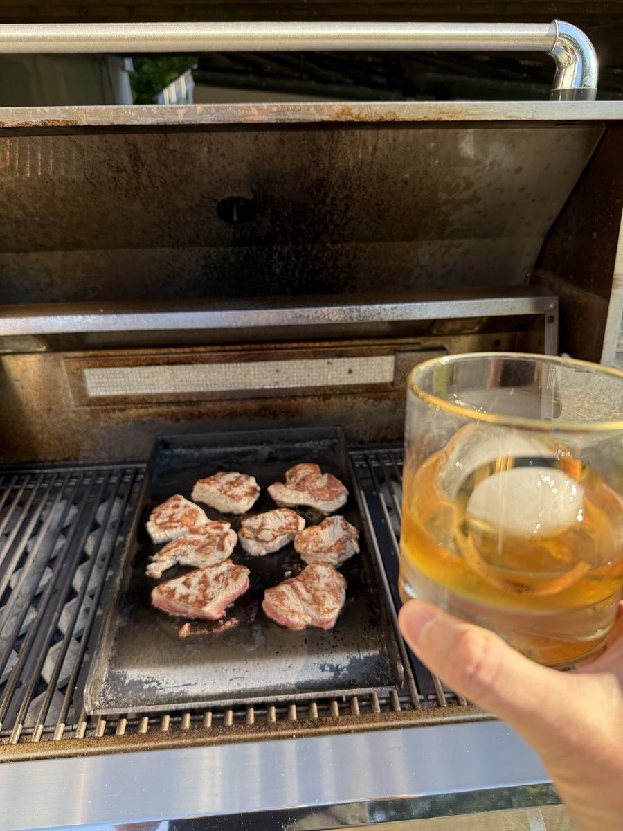 Chris Munns tweet media