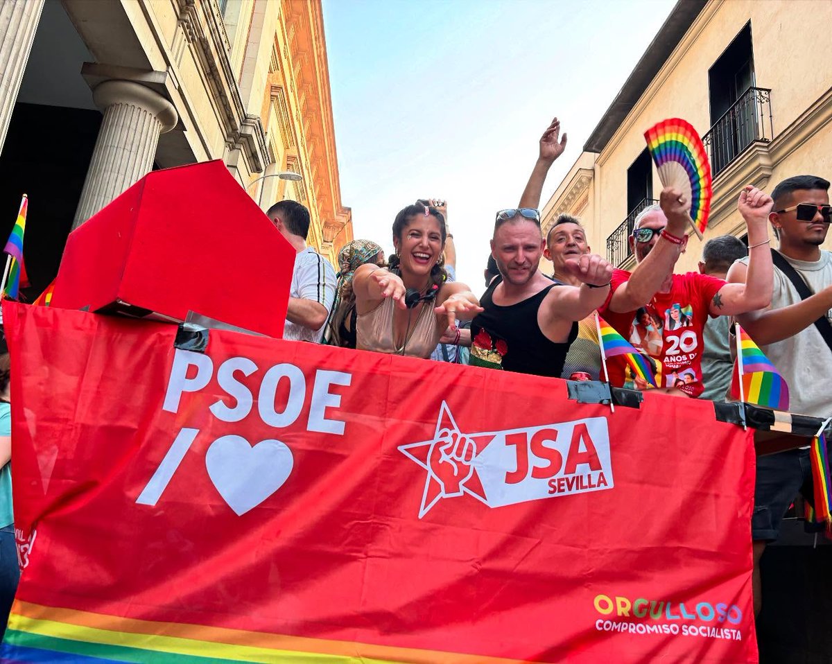 Una año más en el Orgullo: 🏳️‍🌈 una fecha para celebrar y reivindicar derechos  🌹
#Orgullo2025
#20AñosDeIgualdad