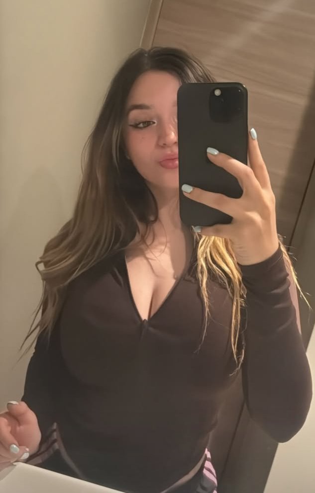 RS_7804's tweet photo. Cómo me pone Natalia😵‍💫

Es perfecta tiene una cara hermosa,unas t3t0t4s,un cul0t3 y unos labios espectaculares

Quiera pasar todo el día chupándole el cul0t3 y las t3t0t4s para que después me haga una rusa con esas t3t0t4s y acabarle en esos labios y carita https://t.co/eUR770qYP7