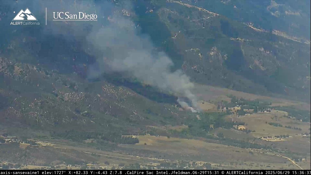 engineco16's tweet image. #CableFire #Devore A unit in the area reporting 30 acres, potential for several 100 acres.