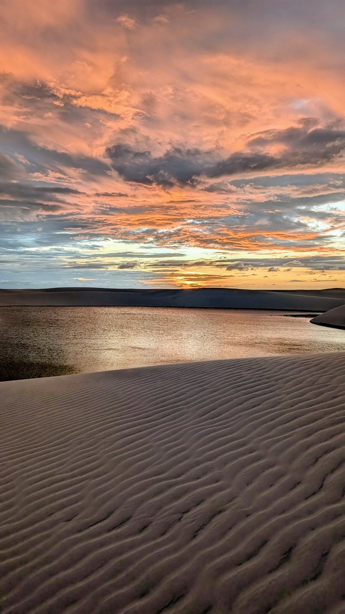 Troquei o flamengo pelo pôr do sol vermelho de Atins.