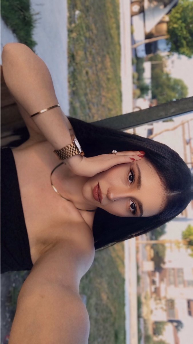 E.K (@esrakrbn) on Twitter photo 