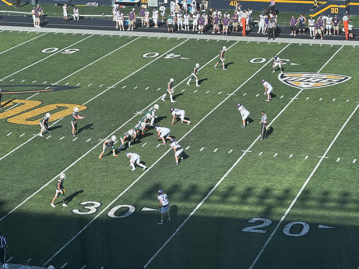 theresagavarone's tweet image. Had a great time at Italian Bowl XLIV yesterday!! Sports are a great way to bring people together, and it was wonderful to host the Italian American football championship game in Toledo again! I was very excited to meet Allegra Baistrocchi, the Consul of Italy in Detroit and…