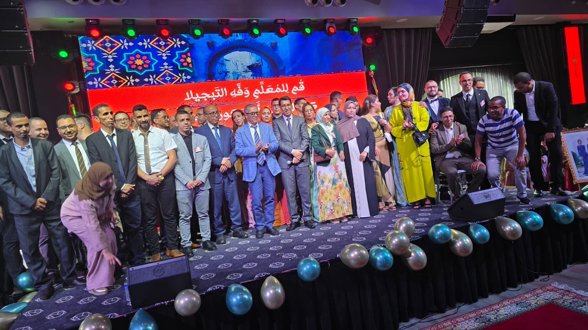 Brussel, 29 juni 2025: De Ambassade organiseerde vandaag de 15e editie van de uitreiking van excellentiediploma’s voor de Arabische taal en de Marokkaanse cultuur voor het schooljaar 2025-2026.

Meer details: facebook.com/MarocenBelgiqu…