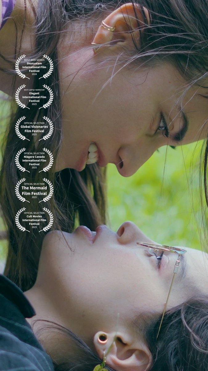 UN AÑO DE AGAIN THE SERIES 🏳️‍🌈😍

Nuestra serie al estilo de las gl thai cumple hoy un año de que estrenó y estamos inmensamente felices por todo el apoyo y amor que ha recibido 🤩🤩 Gracias por más de 5.4 MILLONES de vistas en la temporada 1 de Again 😍😍