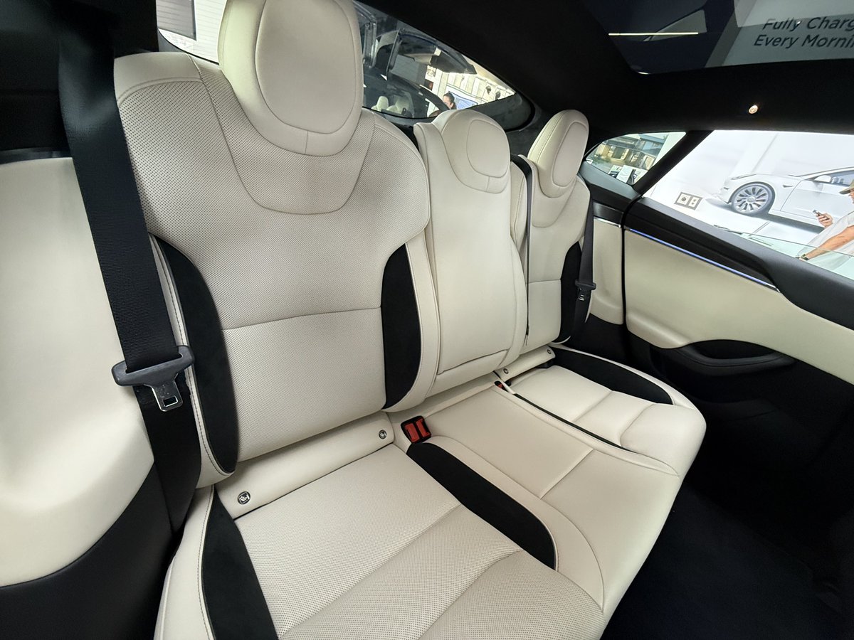 Whole Mars Catalog tweet media