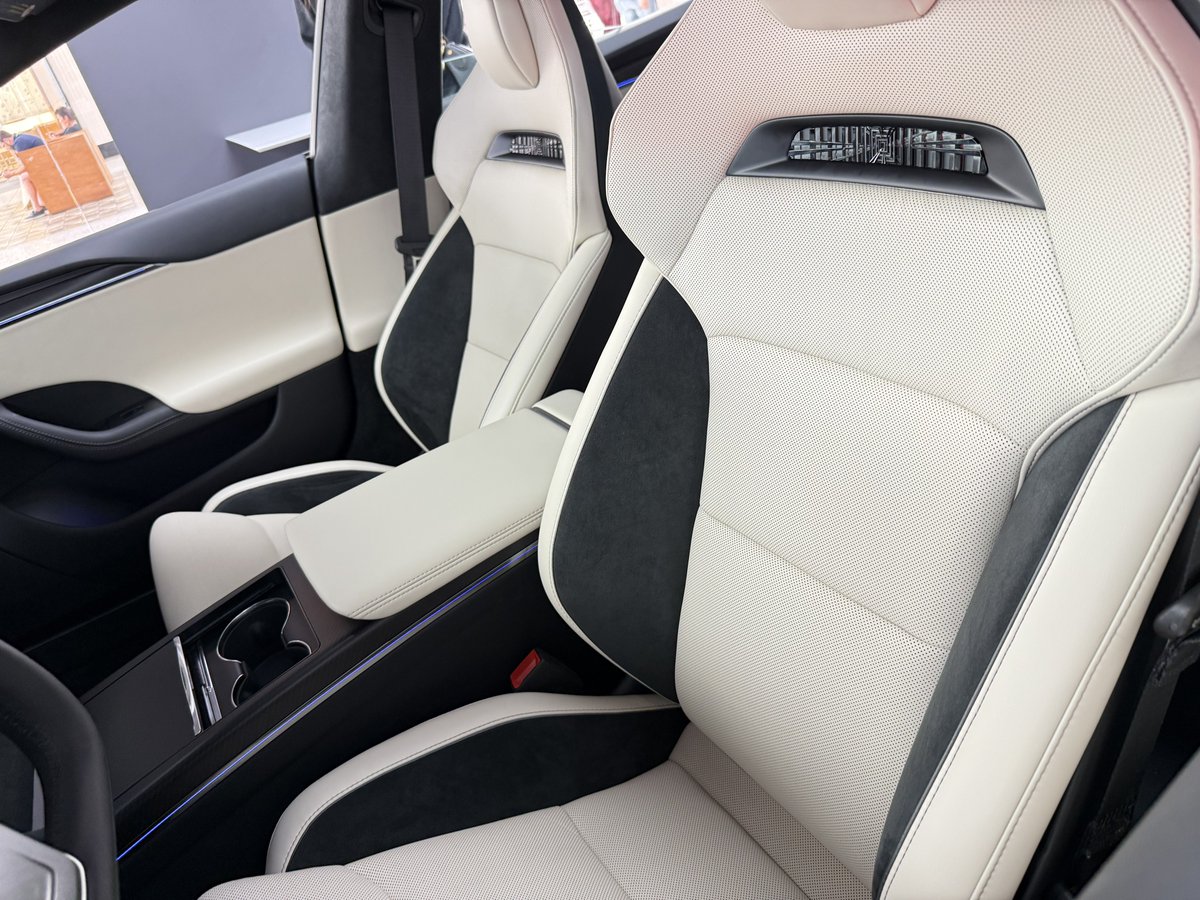 Whole Mars Catalog tweet media