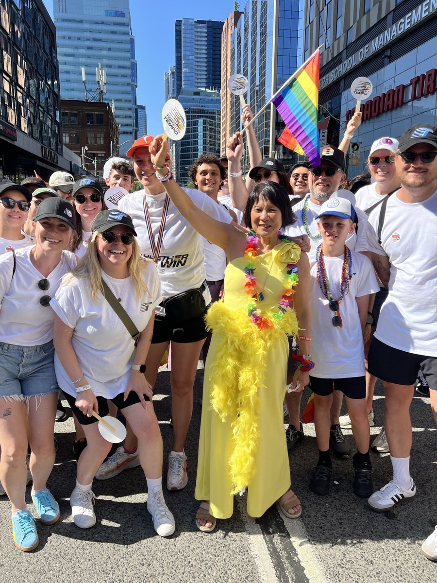 MayorOliviaChow's tweet photo. Happy Pride, Toronto!  

What an incredible weekend. https://t.co/WVq2VsNZEb