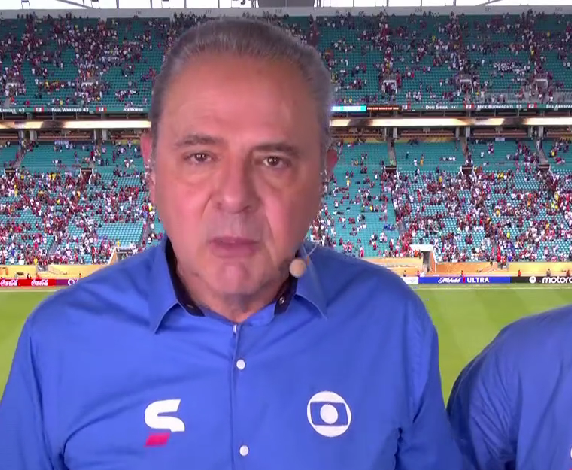 br_dadepressao's tweet image. Pense em um sujeito medíocre como narrador. Na cabeça dele o Flamengo perdeu porque foi incompetente. Na análise dele o Bayern não teve mérito nenhum.