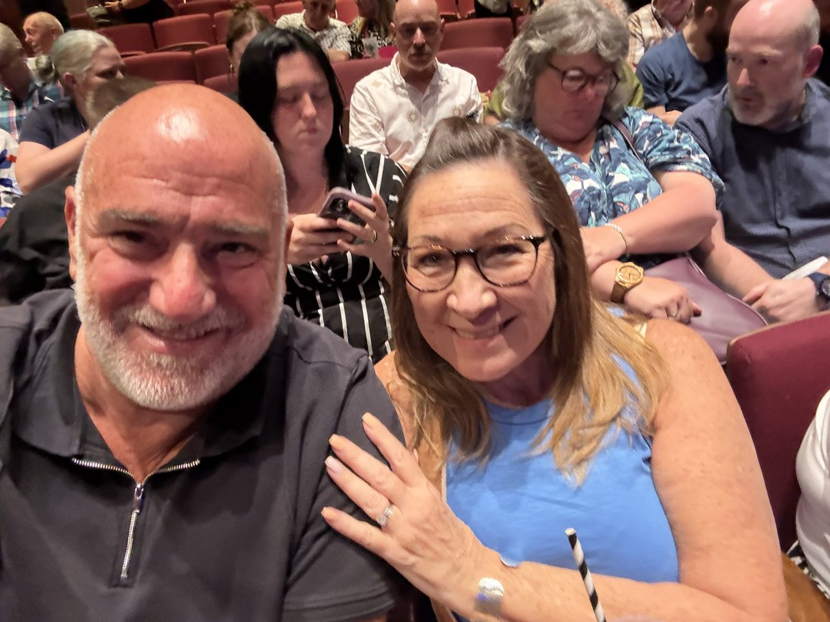 dickyboy45's tweet photo. @omid9 Great night tonight in Norwich watching Omid and Boothby. I think the lady behind woke up when the show started . 😁 https://t.co/1MBv6RsaBG