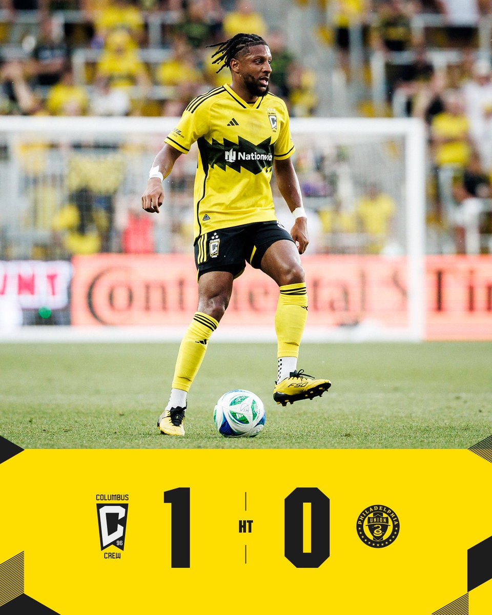 ColumbusCrew's tweet photo. Continue pushing the pace ⚡️

#Crew96 | #CLBvPHI https://t.co/HIpu7MpViJ
