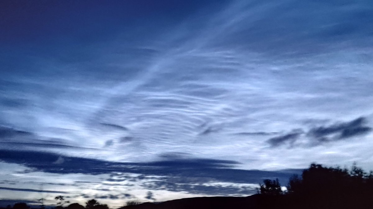 #noctilucent_clouds Great display tonight in Inishowen, Ireland.