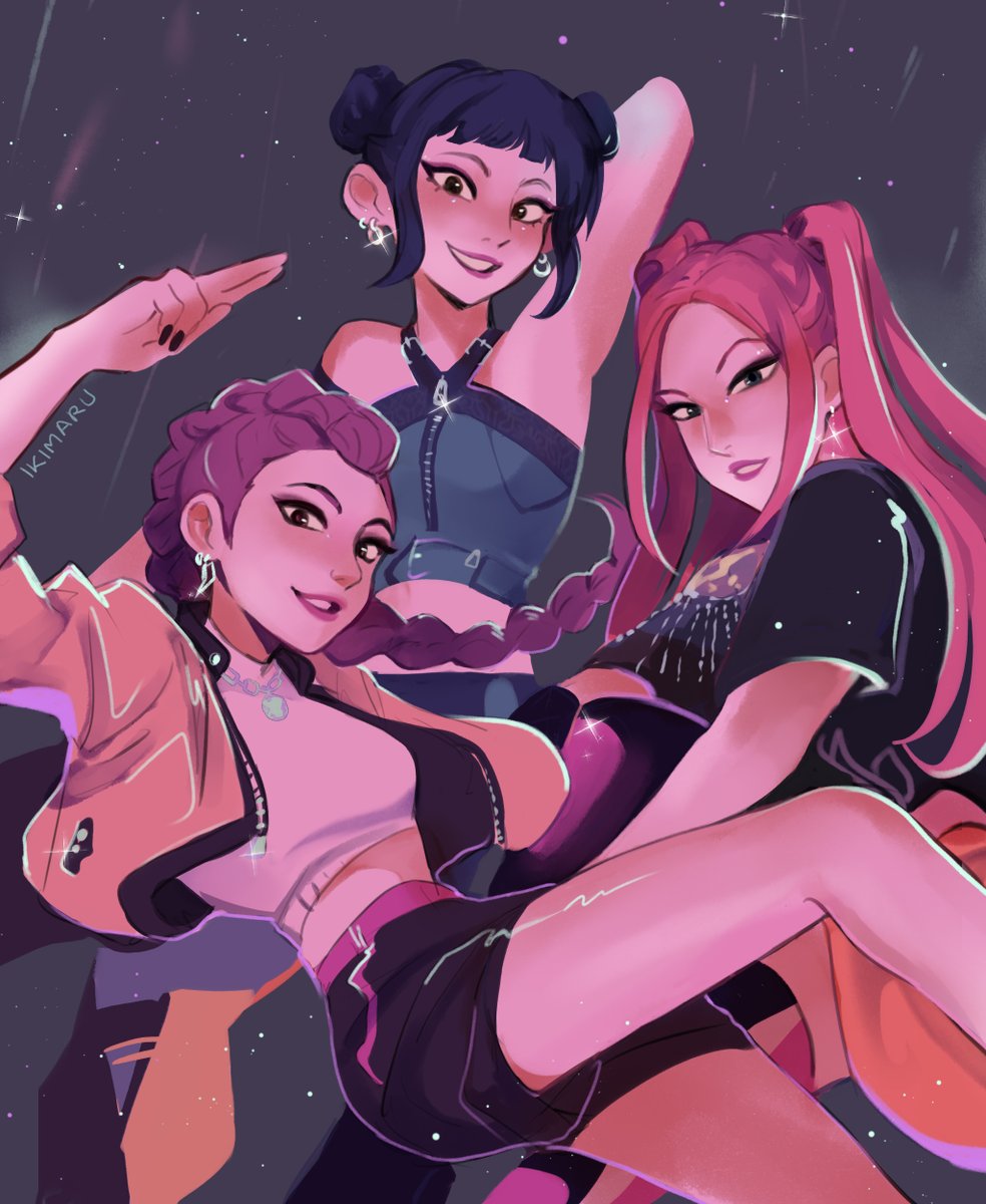 ikimaruart's tweet image. "mirror mirror on my phone, who's the baddest?
โจ us, hello? โจ"
#kpopdemonhunters