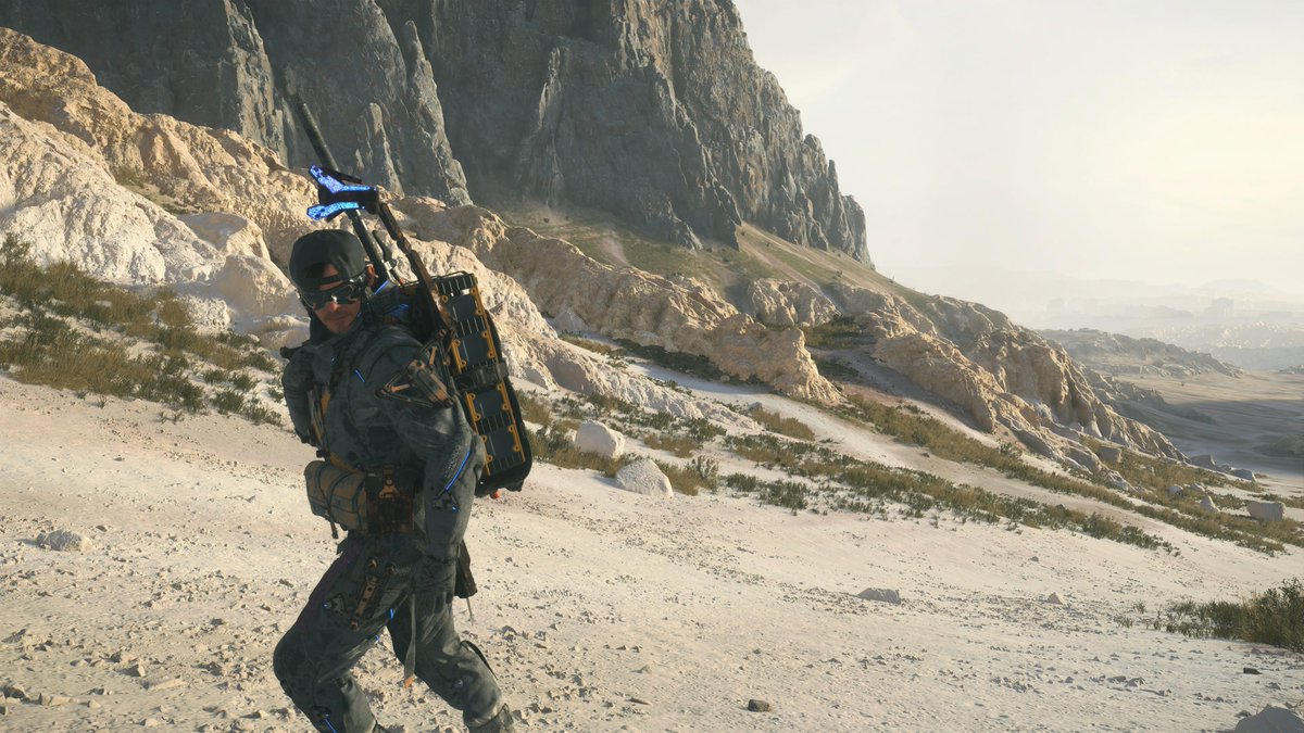 ¡Bon dia!
Vamos con el ultimo dia de junio y empieza un caluroso julio 🥵
Fin de semana de #DeathStranding2OnTheBeach llevo más 20 horas y esta superando con creces todo lo visto y jugado a DS1.
Estas fotos In-Game, si me lo hubieran dicho en el año 1985 que empecé a jugar 😱😱😱