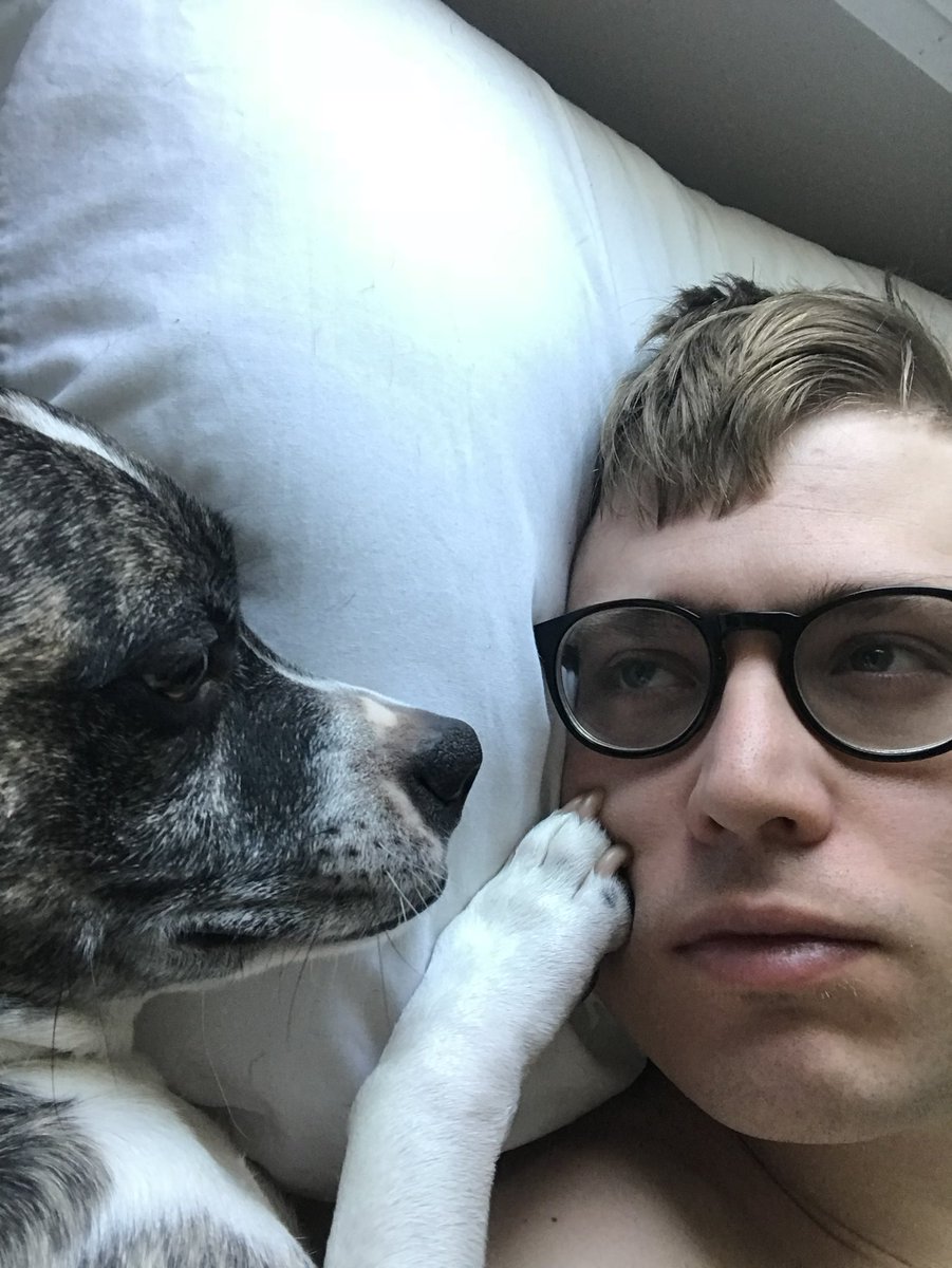 Mitch // itsOGPickle tweet media