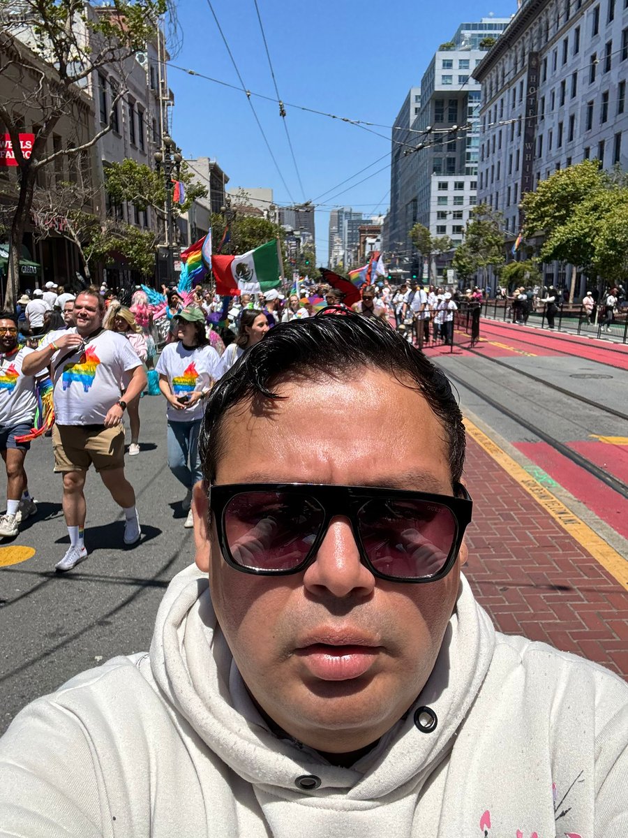 Lenin_Obando's tweet photo. Marcha del orgullo LGBTIQ 2025 en San Francisco, CA. https://t.co/kaoUZGSB5B