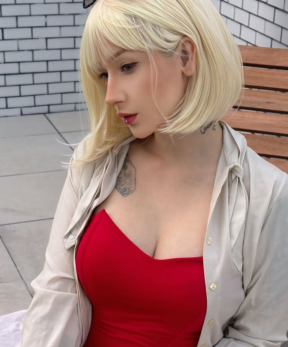 kenizinea's tweet photo. Apresentaria uma cosplayer pra sua mãe? 🤨

Aliás mandei set de Cha Hae-in hj no of/fanfevr 🫣 https://t.co/4SvBbDimAr