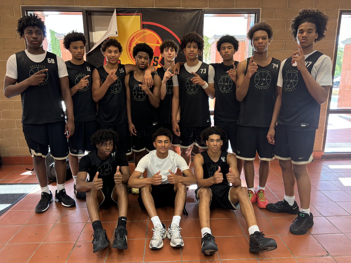 Final <a href="/BoysCALiveHoops/">Boys California Live 2025 🚨</a> Kangaroo Division title game.. in game of runs <a href="/salesianprep/">Salesian College Prep</a> overcomes 19-2 run to win 64-62 in OT <a href="/CalHiSports/">Cal-Hi Sports</a> <a href="/CB_Journalist/">Christian Babcock</a> <a href="/DarrenSabedra/">Darren Sabedra</a> <a href="/trigonis30/">Dinos Trigonis</a> <a href="/LanceSmithTPC/">Lance Smith</a> <a href="/RonMFlores/">Ronnie Flores</a>