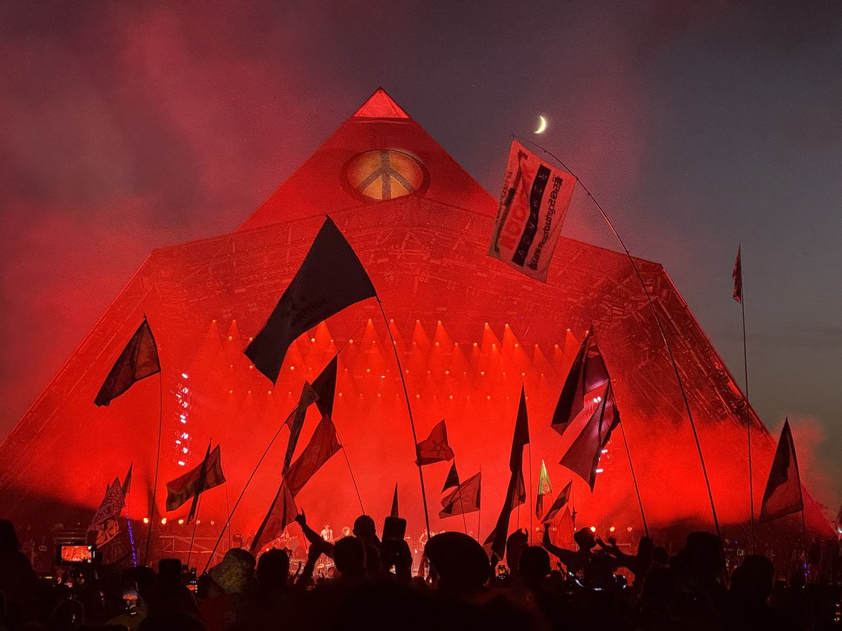 Layla Everard tweet media