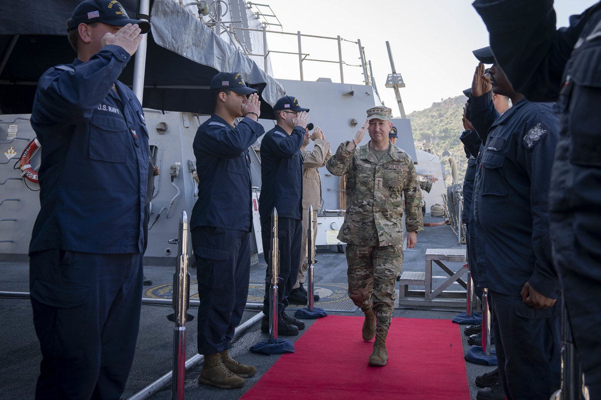 thejointstaff's tweet image. General Dan Caine met with Sailors stationed at NSA Souda Bay, a @USNavy installation in Greece, to thank them for their exemplary work supporting both U.S. Military and @NATO operations in the region. Bravo Zulu!