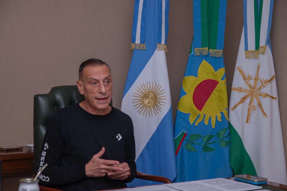 GustavoHArrieta's tweet photo. Participé de dos actividades organizadas por el Partido Justicialista de Misiones: Mesa #CristinaLibre en Iguazú y radio abierta en Plaza 9 de Julio, Posadas.

#MisionesConCristina
#ArgentinaConCristina https://t.co/18aWkXFmIk