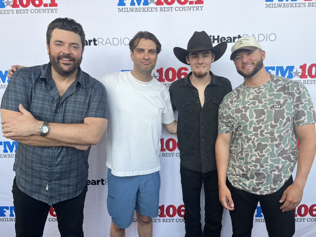 Thank you, <a href="/FM1061/">FM106.1</a>! Love y'all 🎸🤠