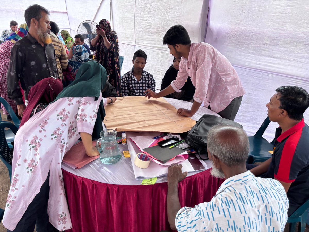 Ongoing Community planning workshop for out ReWET project with informal settlement dwellers .. right on the site of the restoration! 

<a href="/REDAAprogramme/">REDAA</a>