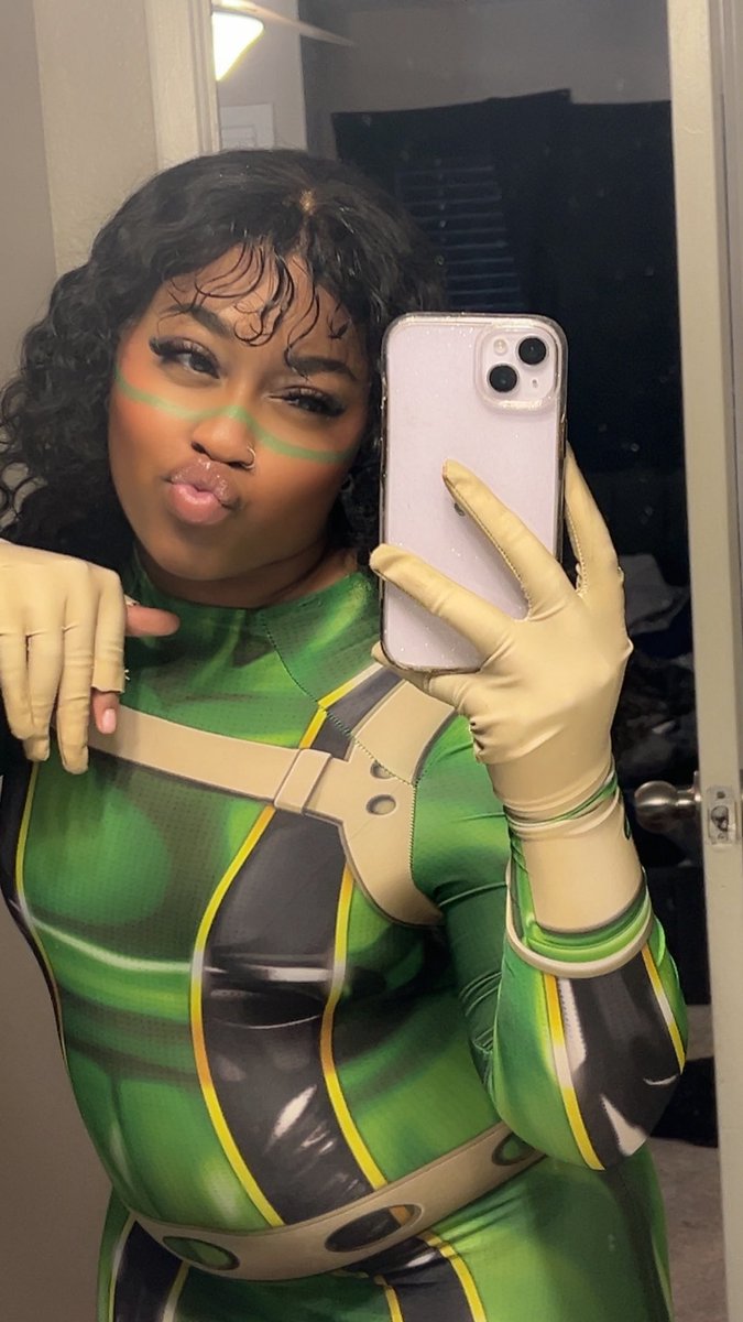 todoriah's tweet image. froppy 🐸