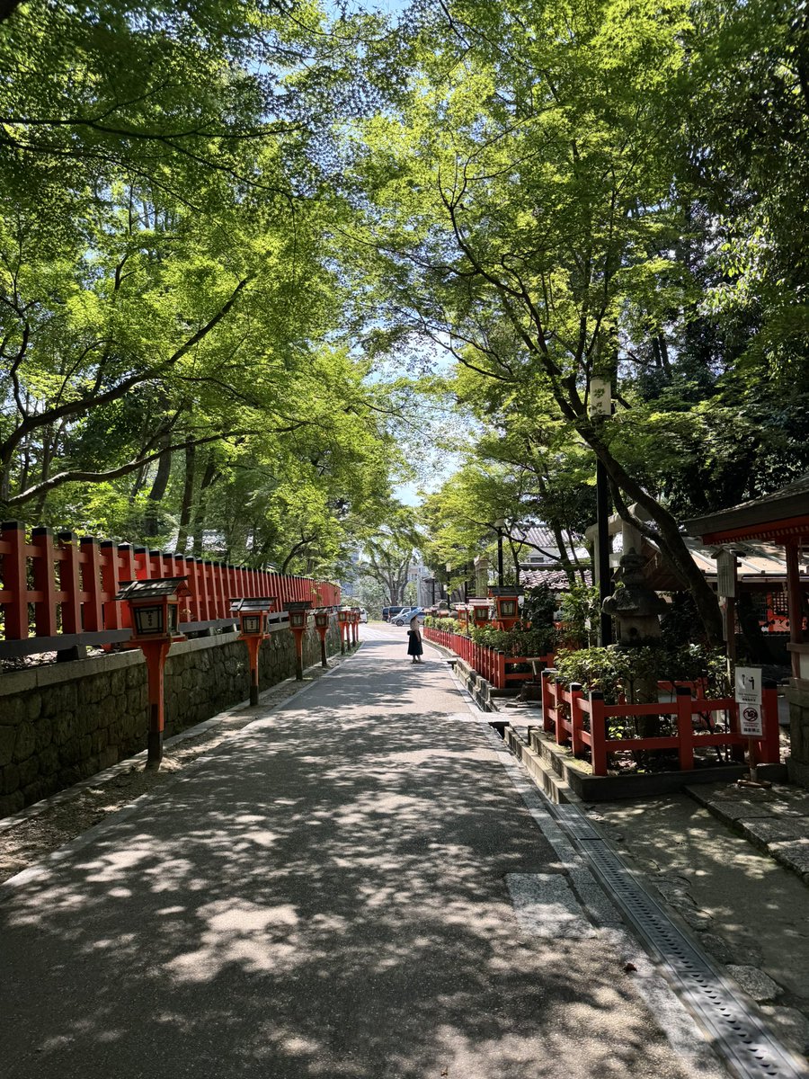 pakikisama2's tweet image. おはようございます☀
昨日、祇園花月の吉本新喜劇を観てきました。知り合いが出演してて楽しかったです😄 
開演までは京都ぶらり、神社巡りにスイーツとめっちゃ楽しかったです😆