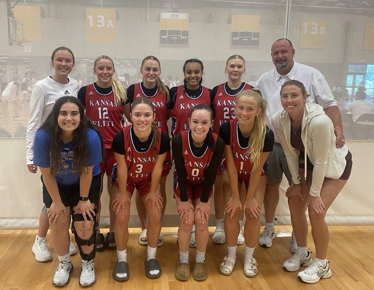 Wrapped up a great wkd of 🏀at the ⁦<a href="/I35Showcase_GBB/">I-35 Showcase GBB</a>⁩ tourney in Wichita. These young ladies are a special group. Took home a championship against great competition. Their energy, effort &amp; passion is unmatched. Thank you to the abundance of colleges coaches who watched us.