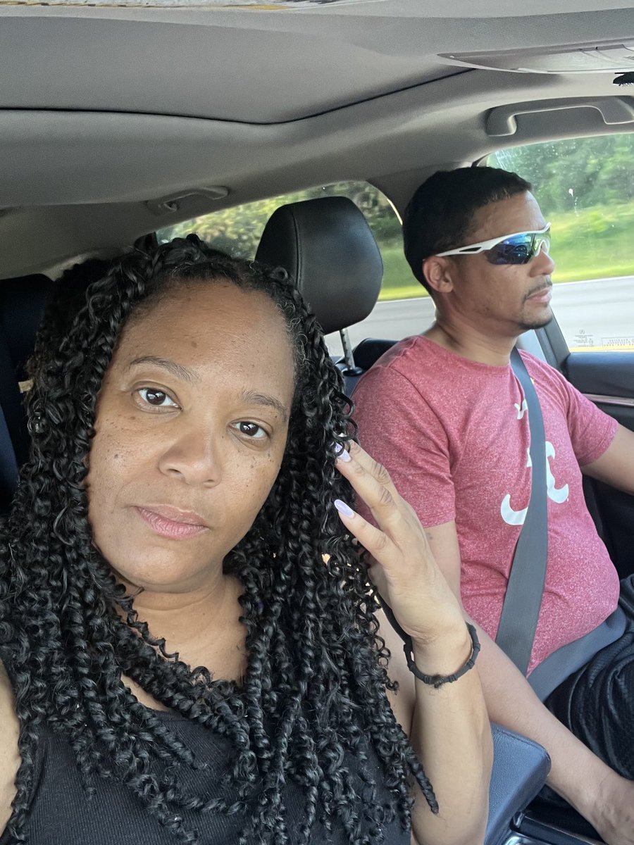 Sunday workout &amp; smoothies with our crew 😎☀️