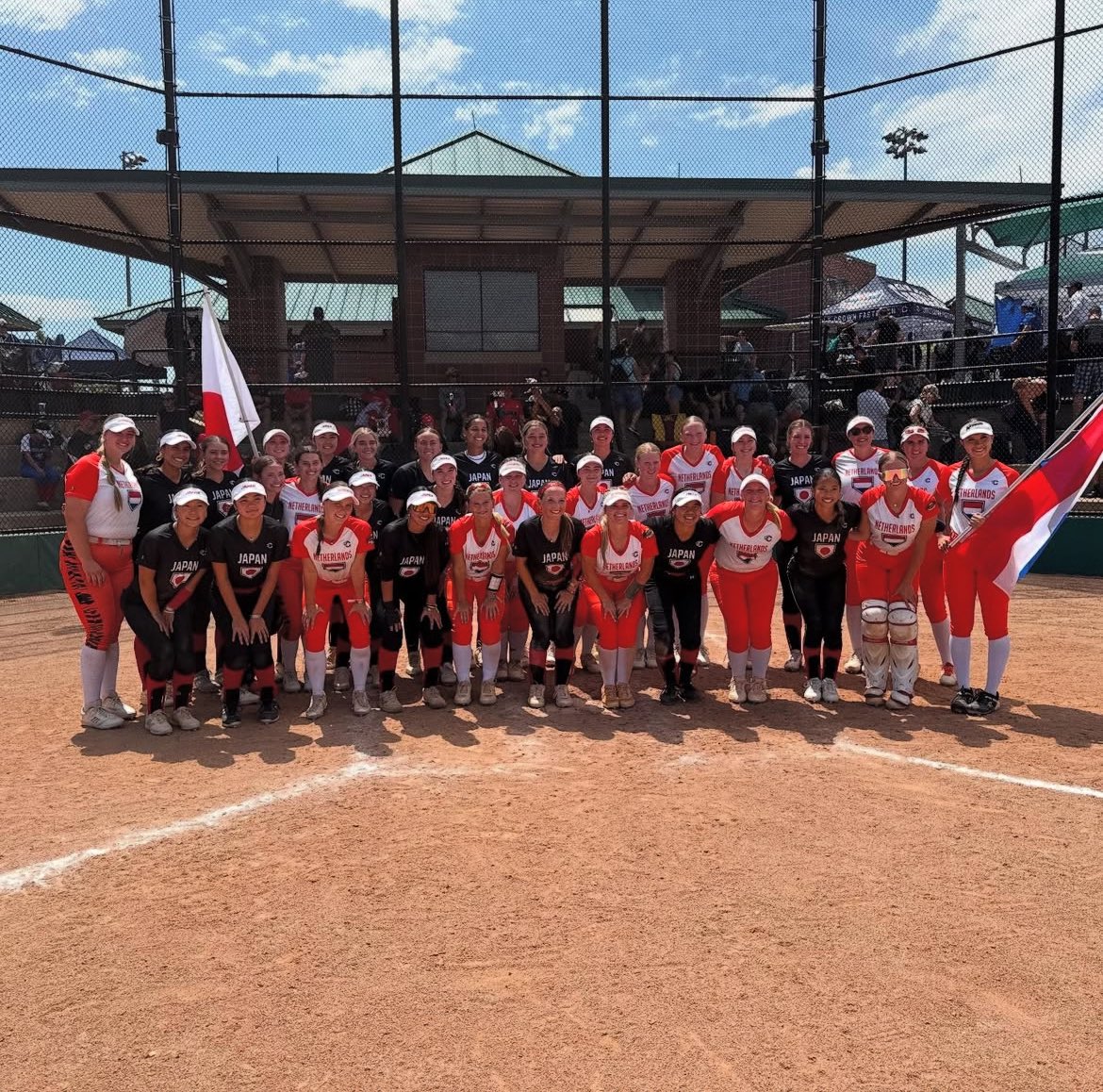 Sienna Mayer tweet media