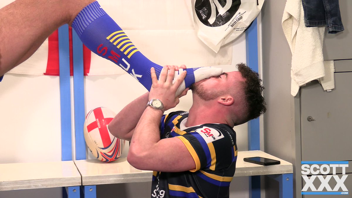 🔵CHANGING ROOM DIARIES 39: SCRUM LOVE🔵

🏉 FIT RUGBY HUNKS
🐽 ARSE EATING, COCK RIDING FUCKERS
🤤 SOCK WORSHIPPING
🧦 FUCK IN KIT AND SOCKS

STARRING
⭐️ SAM STEEL
⭐️ NATHAN NIGHT

📺Watch EXCLUSIVELY on SCOTTXXX.COM📺